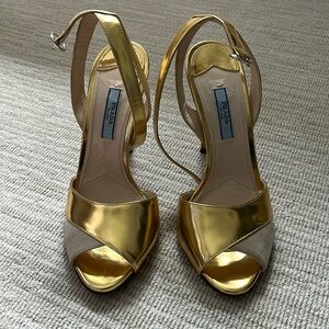 Prada Leather Sandals. Like new. Wrap-Around Straps & Buckle Closure at Ankles